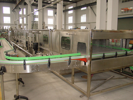 Automatic Flavor Water Hot Filling Machine 15000BHP Integrated Safe