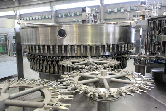 Getränkemineralwasser-Füllmaschine 5000BPH - 6000BPH